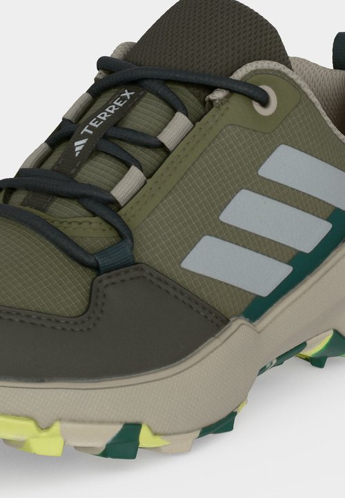 adidas AX4R UNISEX - Hiking shoes - olive strata/matte silver-coloured/shadow olive — photo 7