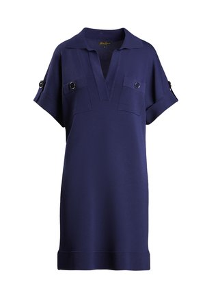 Abito blu navy a maniche corte con colletto, scollatura a V profonda, tasche sul petto con bottoni e maniche arrotolate con pattini per bottoni.