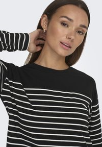JDY JDYBOLD JRS ATK NOOS - Longsleeve - black/cloud dancer