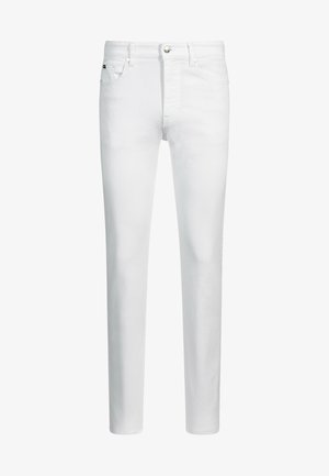 White denim jeans with a slim fit, featuring a standard five-pocket design, belt loops, and a metal button closure at the waist.
