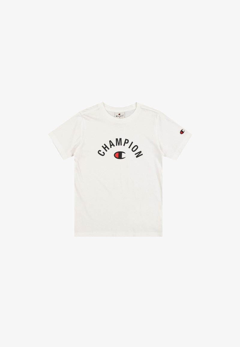 Camiseta de algodón blanca con un gran logo negro y rojo de "CHAMPION" en el pecho, mangas cortas y un pequeño logo en la manga izquierda.