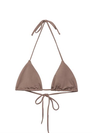 Haut de bikini triangle marron avec liens ajustables, fabriqué à partir d'un tissu doux, présentant des accents froncés le long des bords pour un ajustement et un confort optimaux.