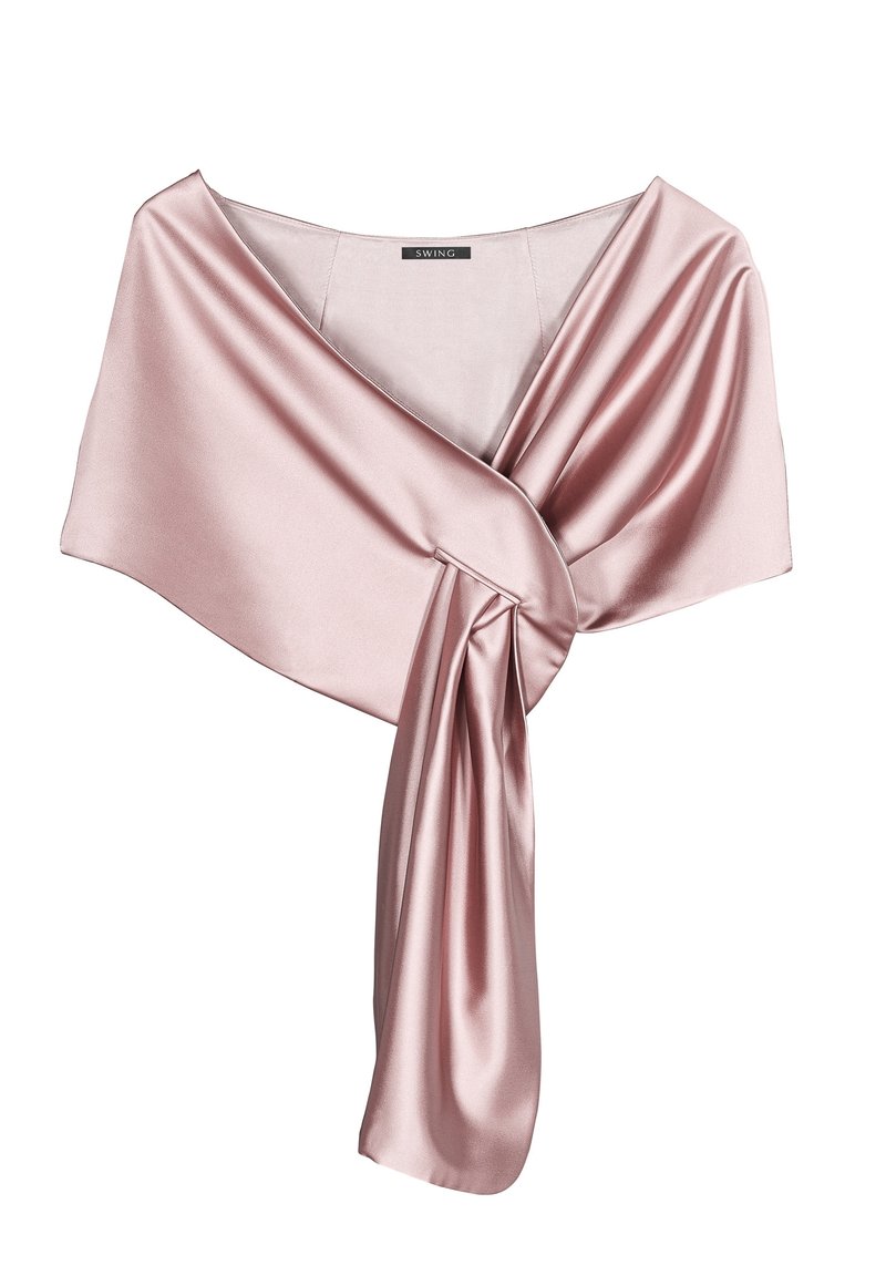 Châle en satin rose doux, drapé et noué devant, tissu lisse et brillant avec une étiquette portant la mention "SWING" à l'intérieur de l'encolure.