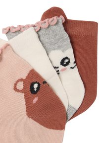Drei Paar Kinderknöchelsocken mit Tiergesichtern und Rüschensäumen in den Farben Pink, Grau, Creme und Rost.