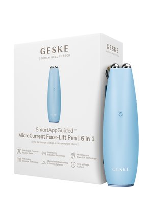 Blauer Geske MicroCurrent Face-Lift Pen neben seiner weißen Box, die 6-in-1 Anti-Aging-, Kontur- und Niederspannungsmikrostromtechnologie hervorhebt.