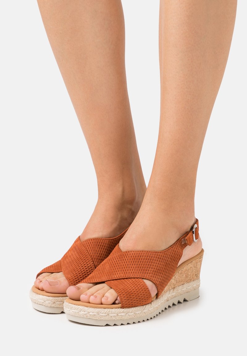 Gabor Comfort Sandali con plateau - metallic red