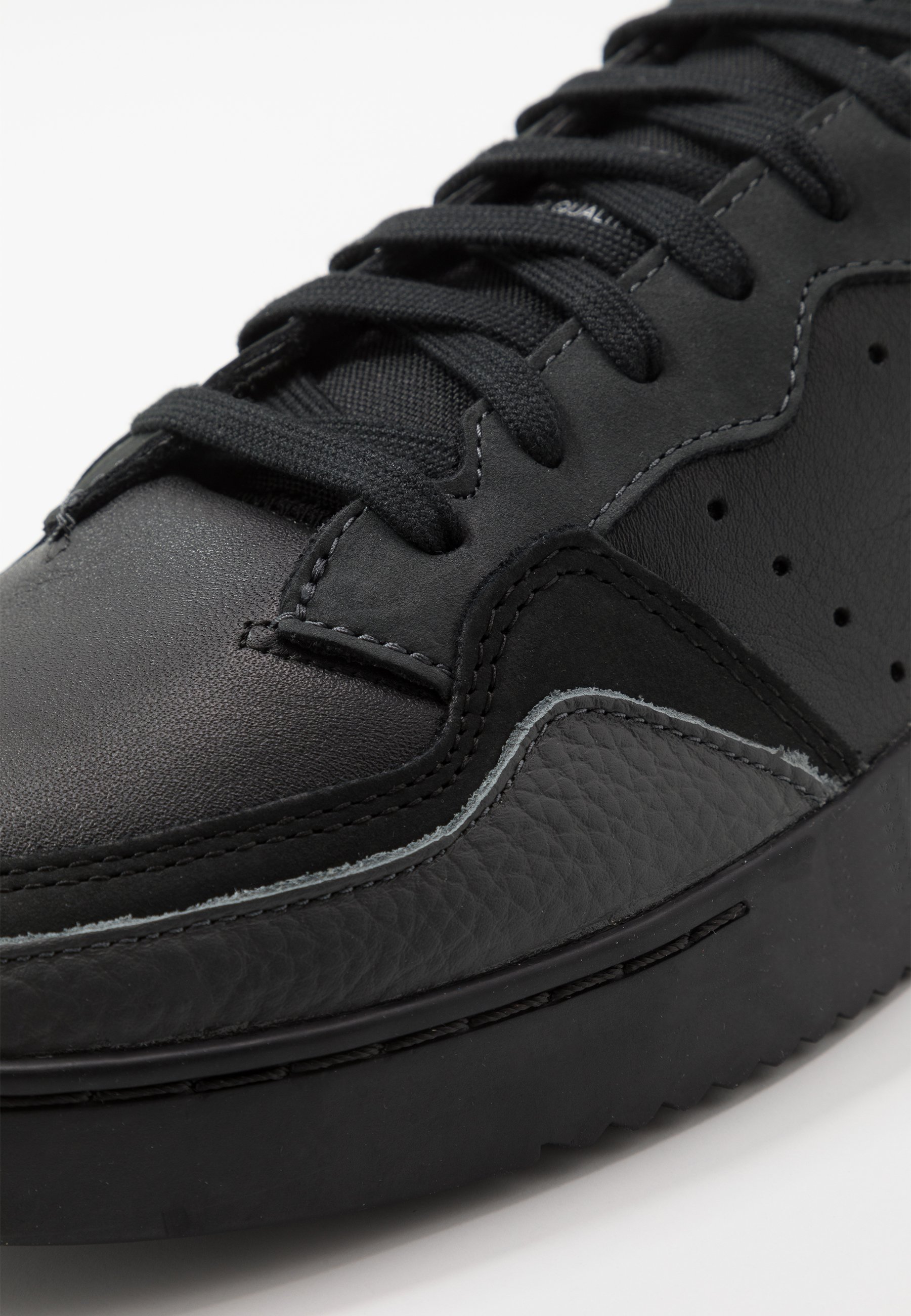 adidas supercourt core black