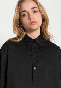 G-STAR SHIRT SHORT SLEEVE - Vestido camiseiro - black