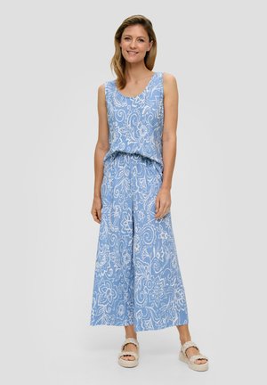 Blauwe jumpsuit met bloemenprint en wijde pijpen, gemaakt van lichte stof; heeft een ronde hals en een elastische tailleband voor extra comfort.