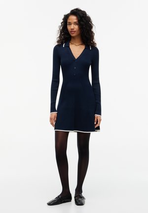 Tommy Jeans, FLARE DRESS - Strikkjoler - dark blue