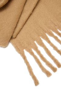 Sciarpa di lana beige con bordi sfrangiati, dalla consistenza morbida e da una tonalità chiara e calda. Il tessuto appare spesso e accogliente, ideale per il freddo.