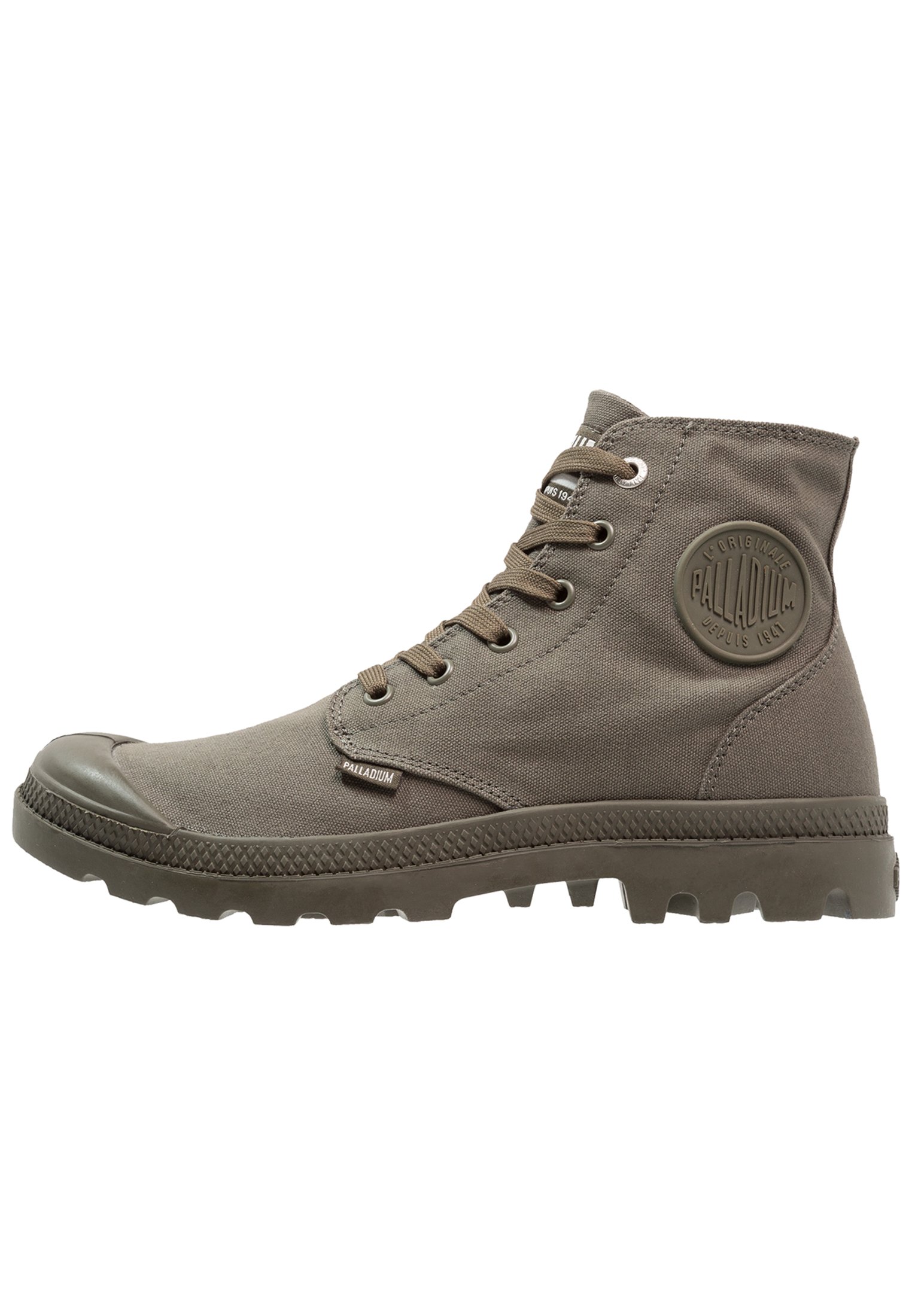 Green lace-up ankle boots