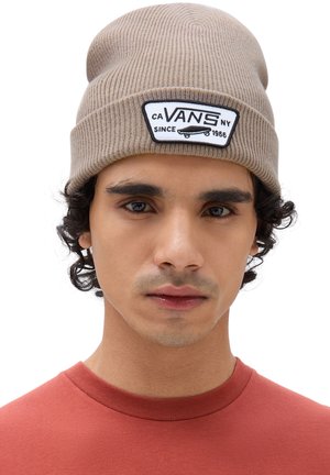 Vans MILFORD brązowy