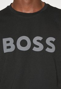 BOSS THINKING - Camiseta estampada - black