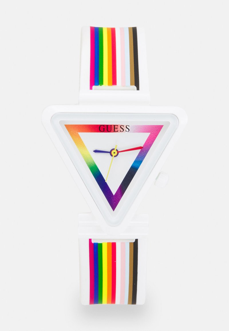 Dreieckige weiße Uhr mit einem Silikonarmband im Regenbogenmuster. Das Zifferblatt hat einen schimmernden Rand und mehrfarbige Stunden- und Minutenzeiger.