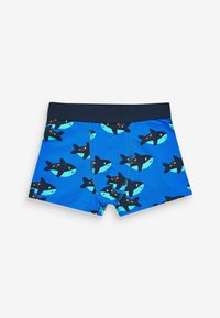 Blå boxershorts med et legende mønster af sorte fisk med turkise accenter og orange pletter. Elastisk talje for komfort.