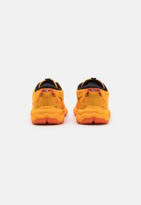 Mizuno WAVE DAICHI 7 GTX - Scarpe da trail running - zinnia/tigerlily/black