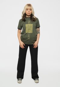 Paradiso Clothing DIVISION BLENDED PULSE RINGER - Print T-shirt - green
