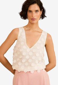 Top - white ecru