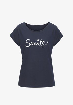 Marineblaue T-Shirt mit lockerer Passform und umgeschlagenen kurzen Ärmeln. Mit dem Wort "Smile" in weißen, kursiven Buchstaben und einem kleinen Sternakzent.