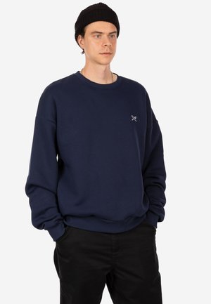 Iriedaily, IRIEDAILY SWEATSHIRT FLAGLOOSE - Sweatshirt - midnight