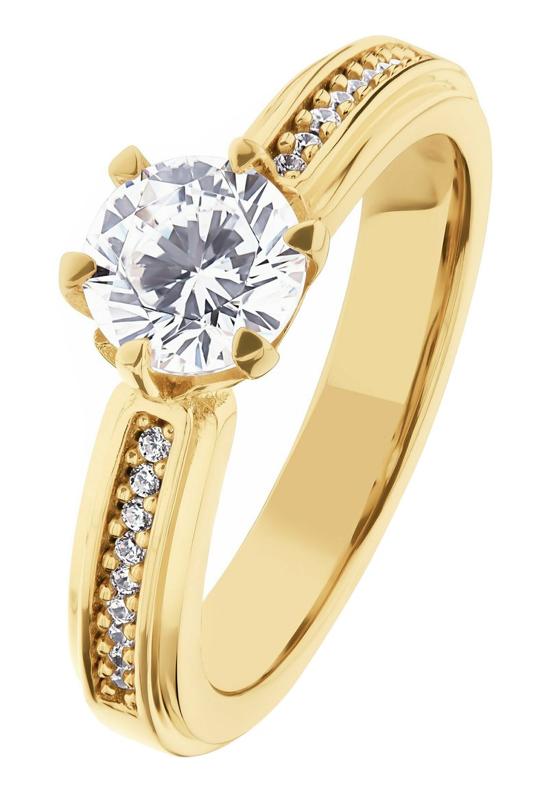Anello di fidanzamento in oro con un diamante centrale rotondo e trasparente, sorretto da sei griffe, accompagnato da diamanti più piccoli incastonati nella fascia.