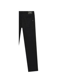 Jeans in denim nero con una vestibilità slim, dotati di una tasca posteriore e un'etichetta in vita. Tessuto liscio e senza pattern o decorazioni visibili.