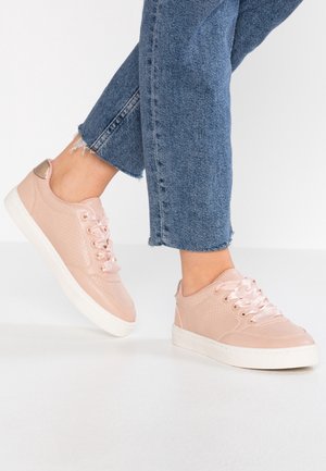 Baskets basses - light pink