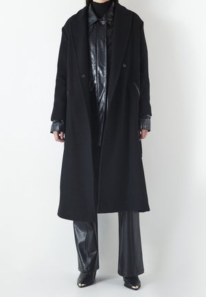 Klasický kabát - black