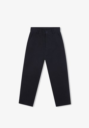 Pantalon bleu marine en tissu texturé, avec fermeture à bouton, passants de ceinture et deux poches latérales. Design à jambe droite.