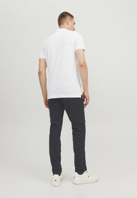 Jack & Jones Chino - black
