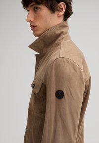 JOOP! RILL - Lederjacke - hellbraun