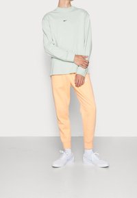 Nike Sportswear Sweatshirt - light green
