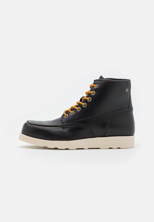 JFWDARWIN BOOT - Stivaletti stringati - black