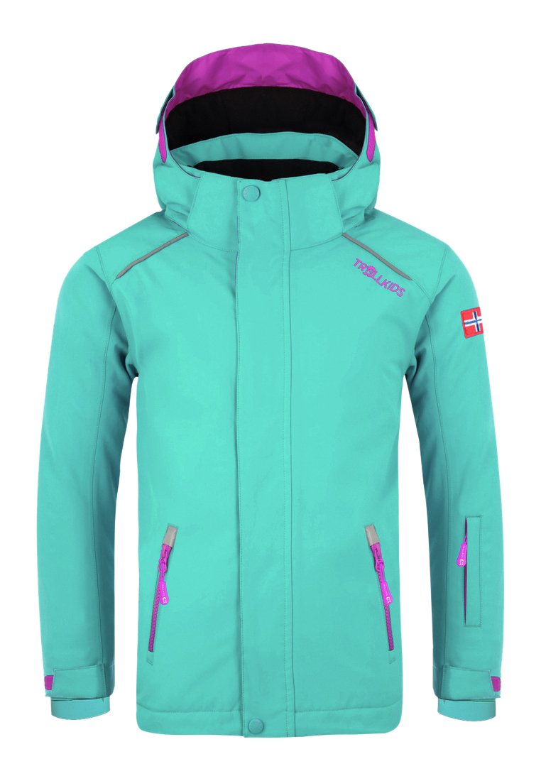 Türkise wasserdichte Jacke mit lila Akzenten, ausgestattet mit einem Reißverschluss vorne, zwei seitlichen Taschen und einer großen verstellbaren Kapuze.