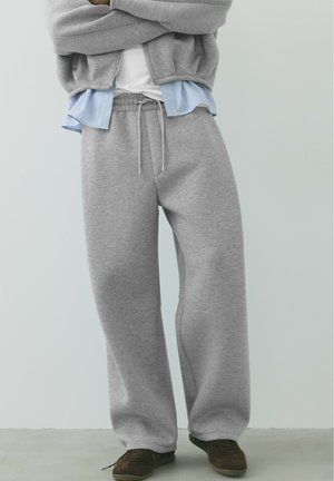 PULL&BEAR, RELAXED FIT SCUBA - JOGGERS - Pantalon de survêtement - light grey