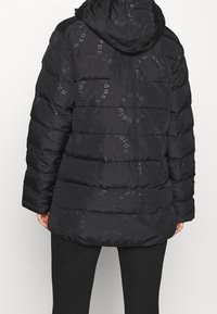 adidas Originals Zimní kabát - black