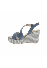 Sandale compensée en suède bleu avec talon plateforme tressé et bride de cheville avec fermeture à boucle.