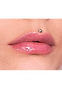 LH cosmetics FANTASTICK MULTI-USE LIPSTICK SPF15 - Leppestift - extra