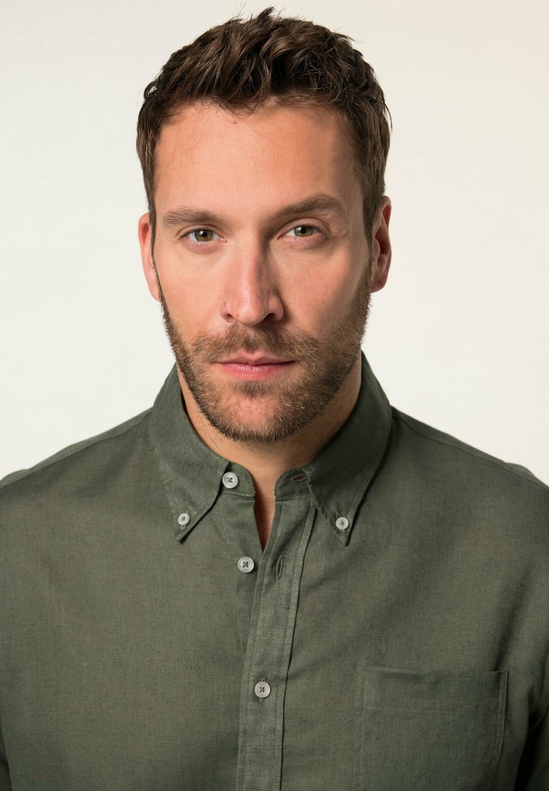 JP1880 BUTTONDOWN-KRAGEN MODERN FIT Camicia gray green/verde