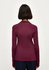 adL - Sweter