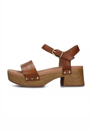 Clarks SIVANNE BAY - Platform sandals - brown