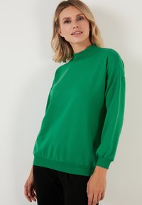 LELA HIGH COLLAR  - Sportska majica - benetton