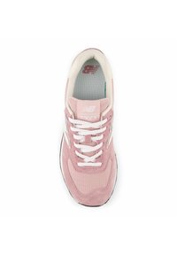 New Balance Sneakers - pink