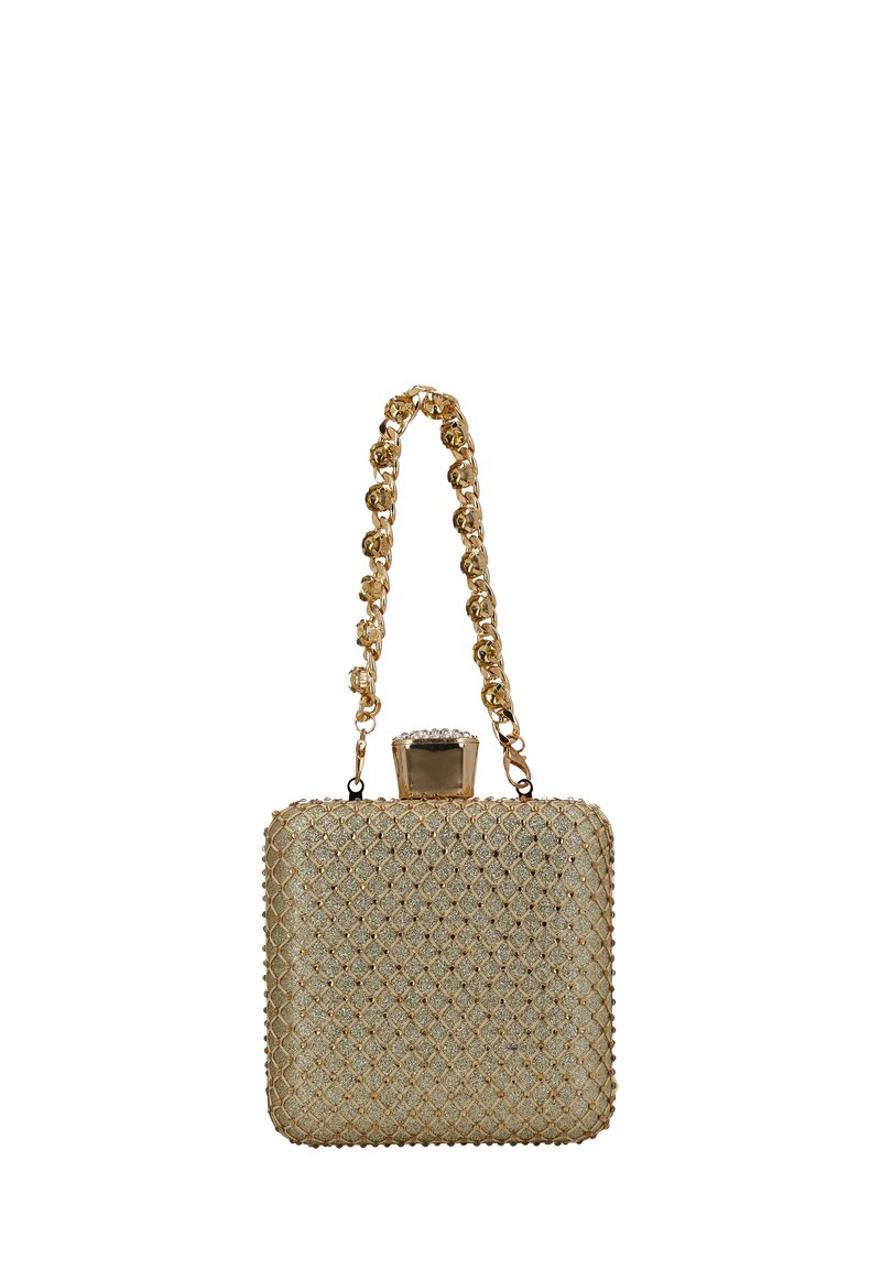 Geantă clutch pătrată în nuanță aurie, cu exterior texturat în model de diamant, închizătoare decorată cu o piatră transparentă și curea de lanț decorativă.
