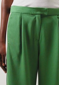 Ahluwalia LAGOS WIDE LEG TROUSER - Nohavice - green