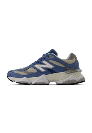 Trainers - shoreline blue