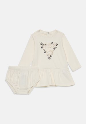 CORE BABY INTERLOCK SET  - Džersio suknelė - pale pearl