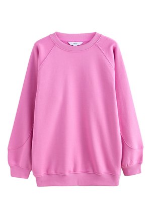 Felpa girocollo rosa con maniche raglan lunghe e polsini e orlo a coste su sfondo bianco.