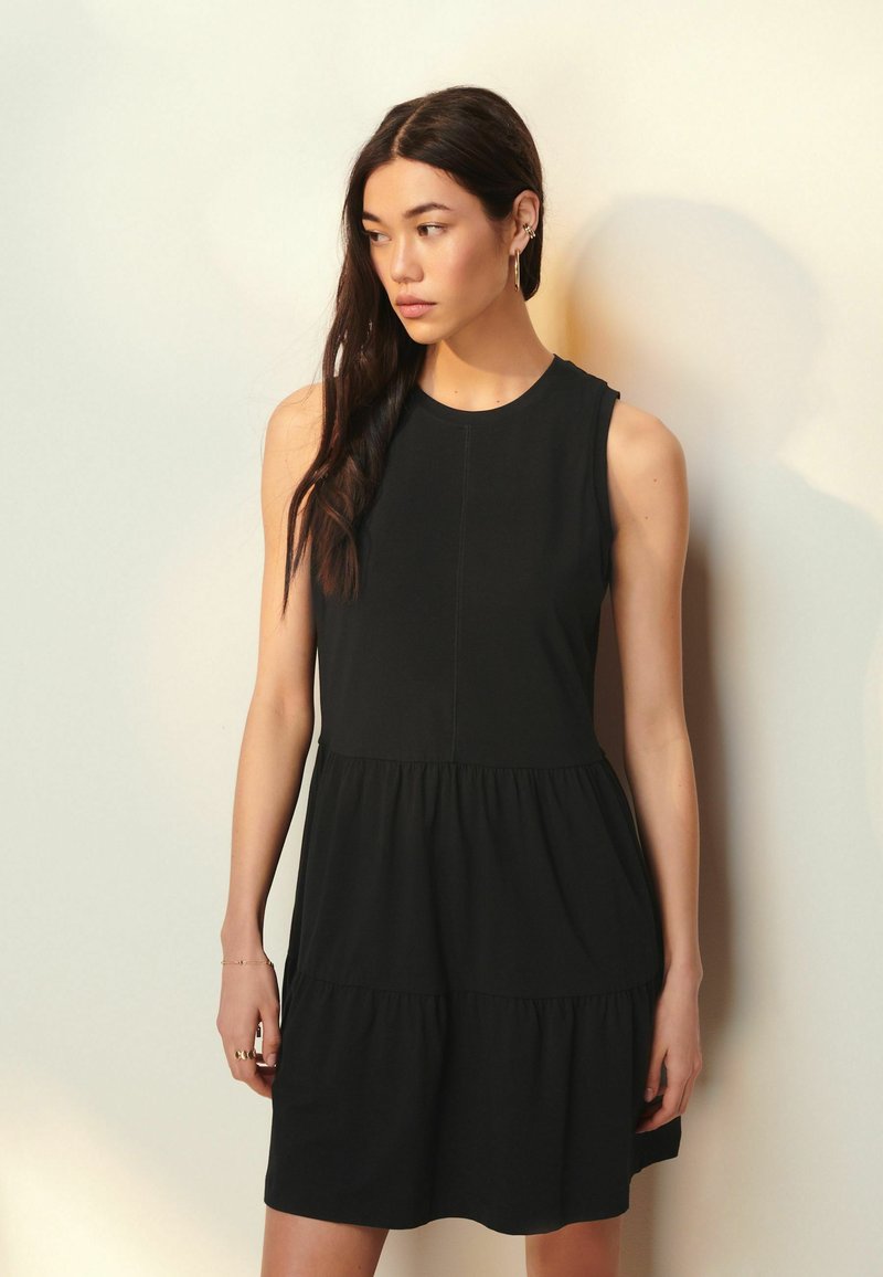 Next SLEEVLESS REGULAR FIT - Trikoomekko - black